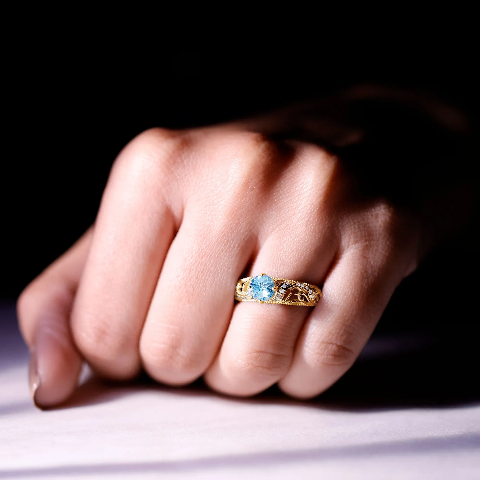 1 CT Vintage Engagement Ring with Aquamarine and Diamond