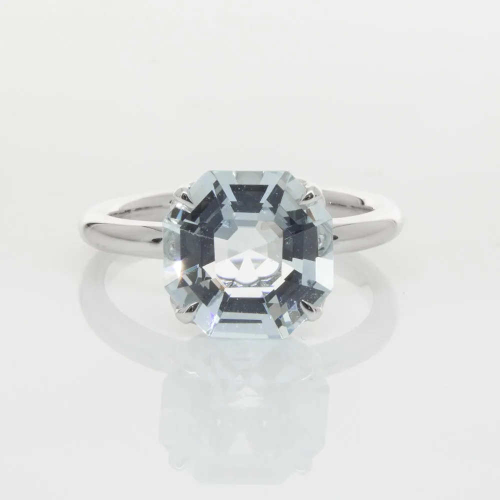 18ct White Gold Aquamarine Octavia Ring