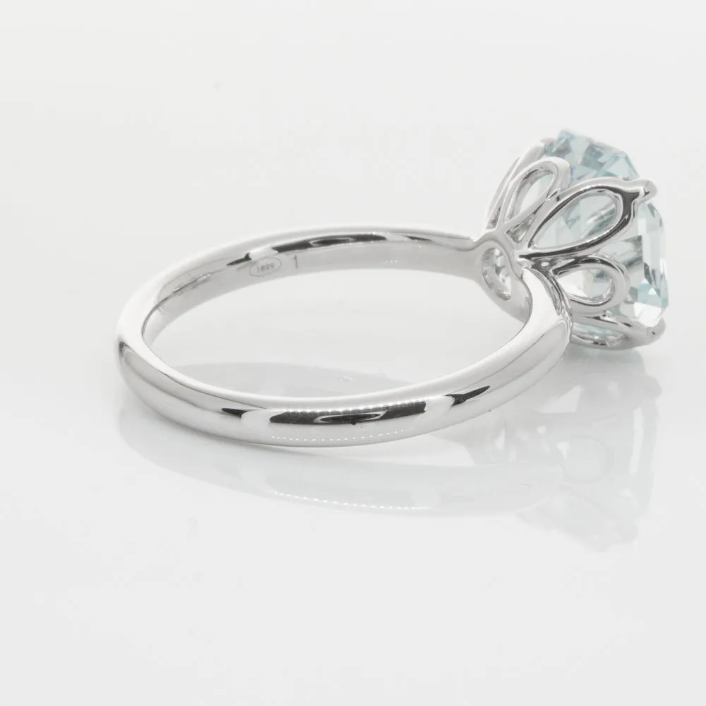 18ct White Gold Aquamarine Octavia Ring