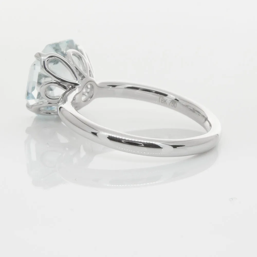 18ct White Gold Aquamarine Octavia Ring