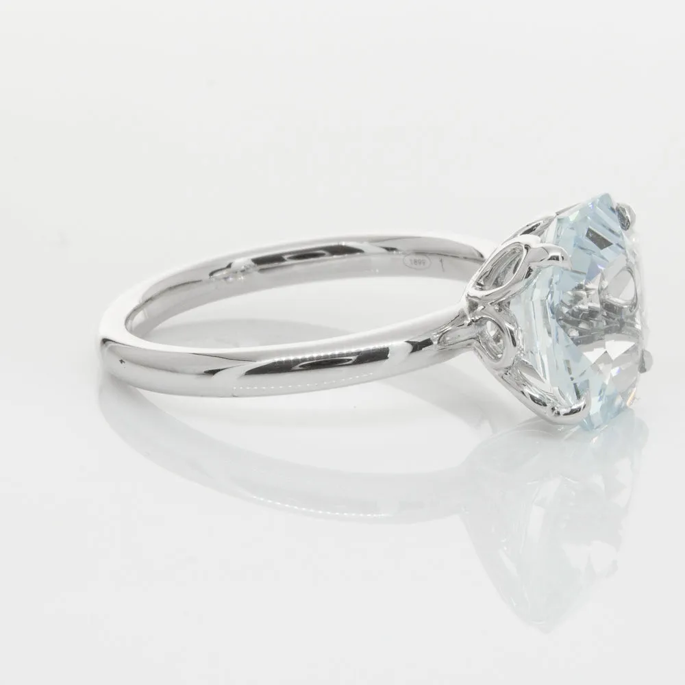 18ct White Gold Aquamarine Octavia Ring
