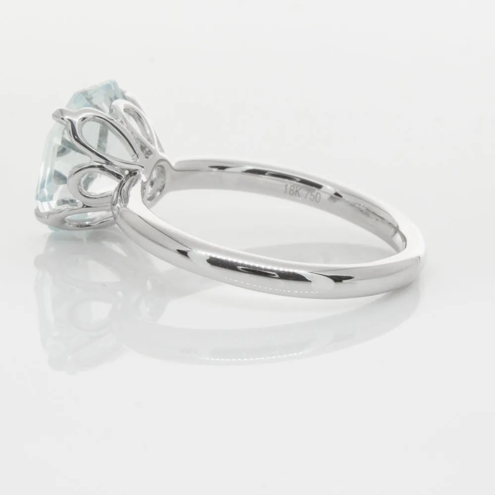 18ct White Gold Aquamarine Octavia Ring