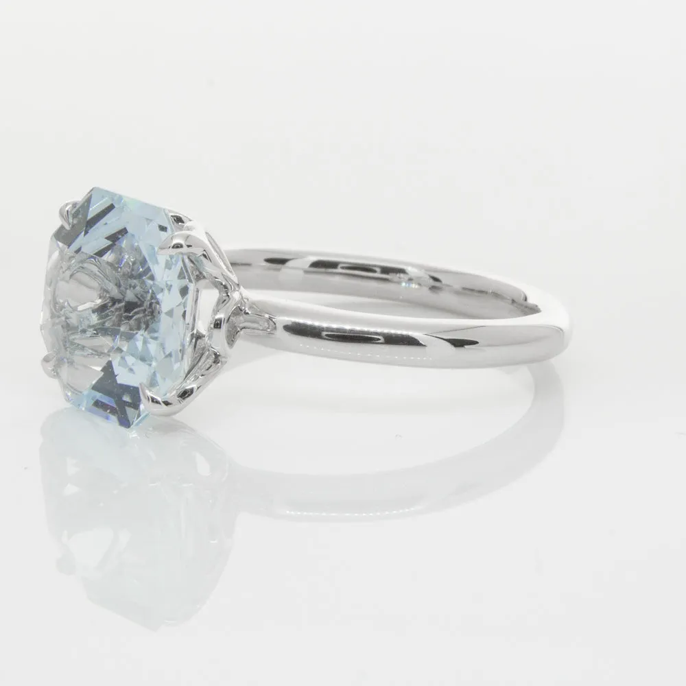 18ct White Gold Aquamarine Octavia Ring