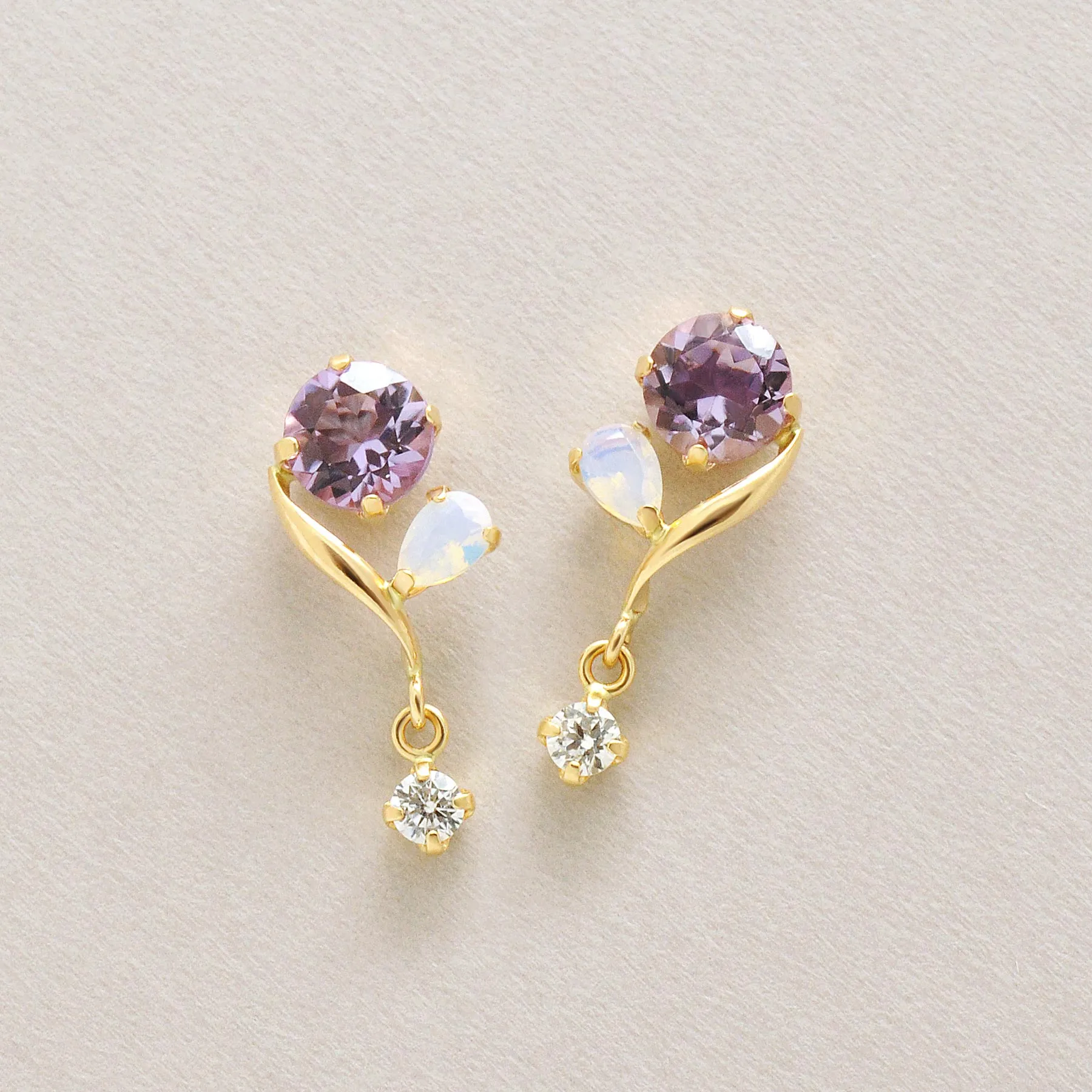 18K/10K Amethyst Twisted Line Swinging Earrings (Yellow Gold)