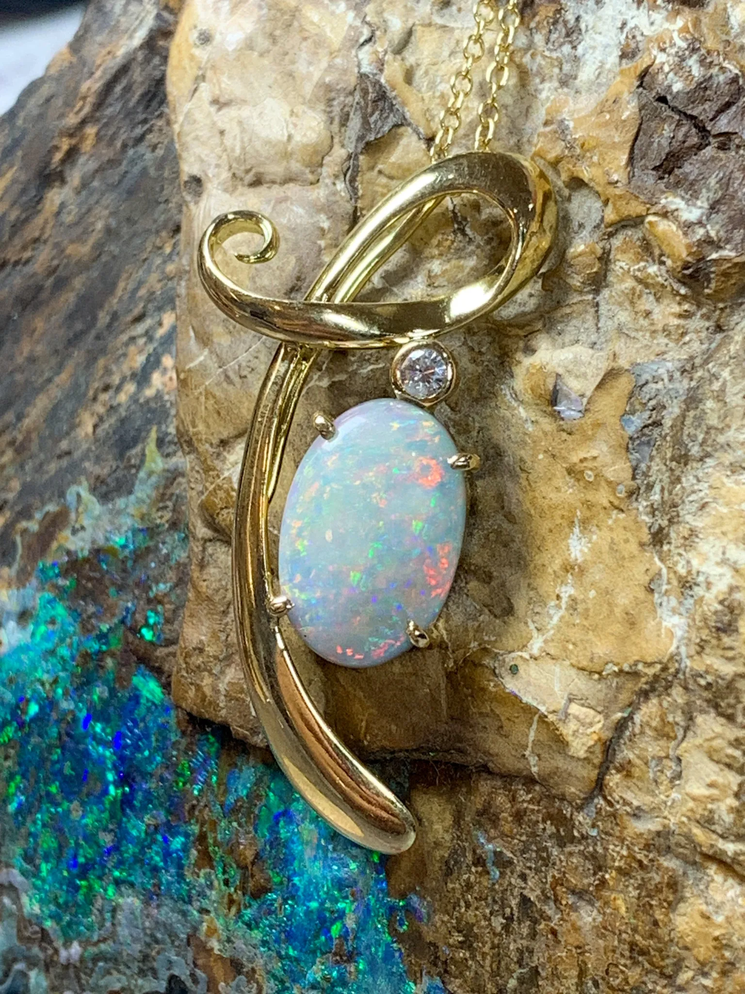 18kt Yellow Gold Black Opal Necklace with Opal 4.7ct and 0.1ct Diamond pendant