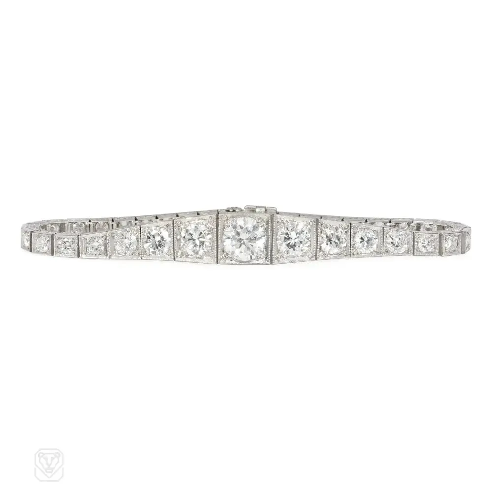 1920s J.E. Caldwell graduated diamond and platinum line bracelet