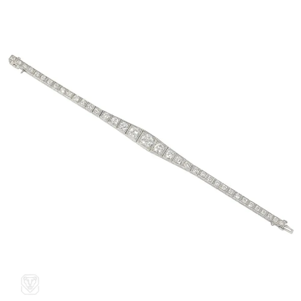 1920s J.E. Caldwell graduated diamond and platinum line bracelet