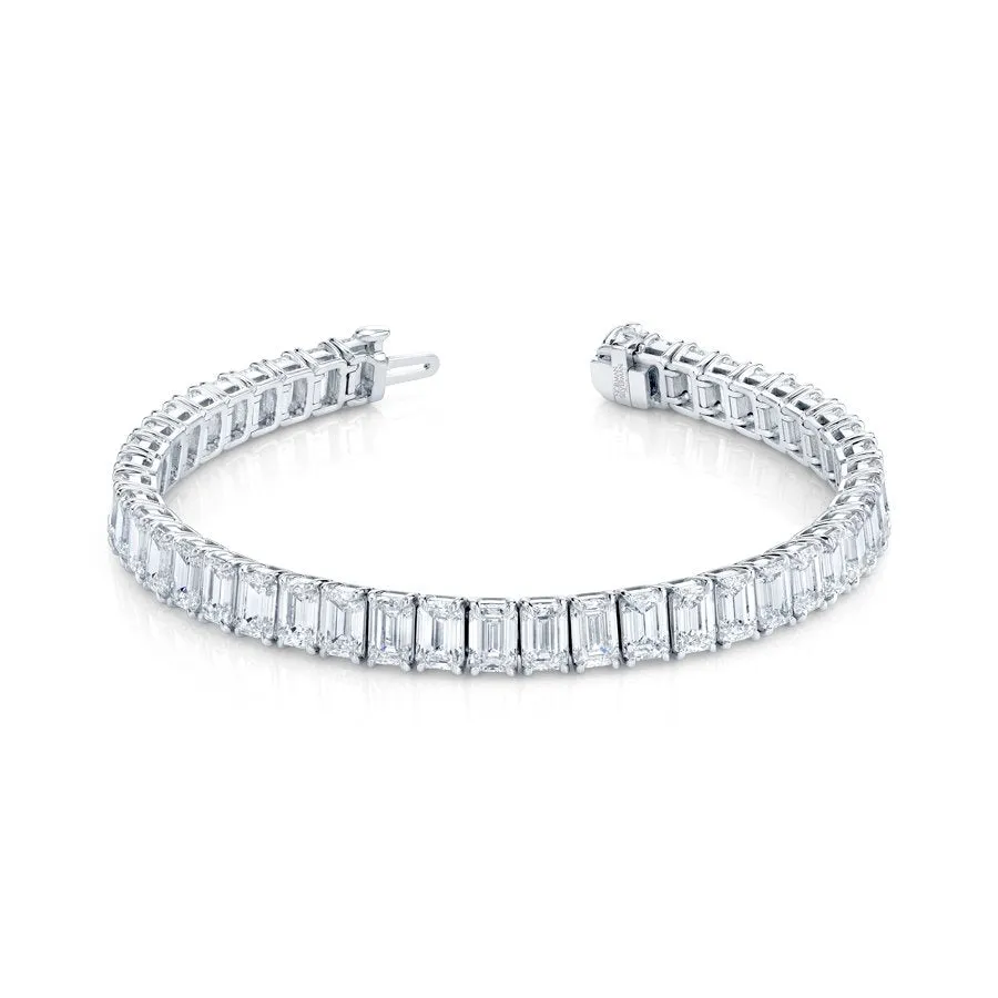 22.86 Carat Emerald Cut Diamonds Platinum Bracelet