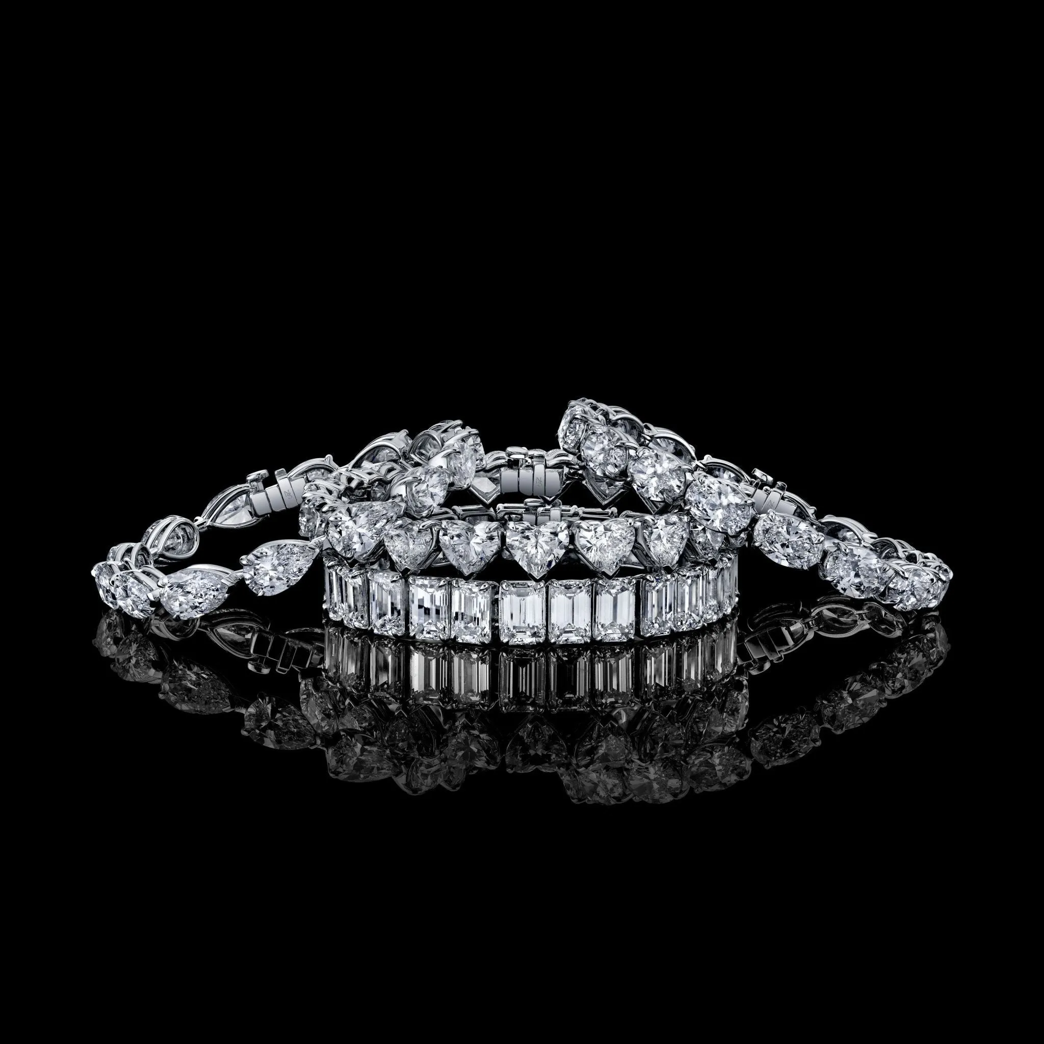 28 Carat Pear Shape Diamond Bracelet