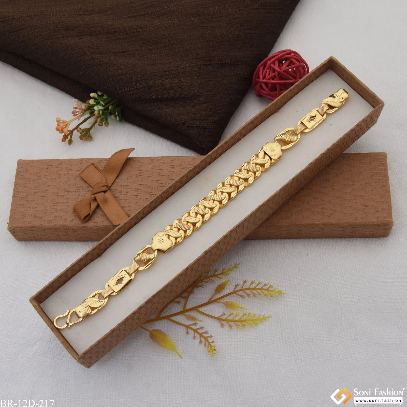 3 In 1 Attention-Getting Design Gold Plated Nawabi Bracelet for Men - Style D217