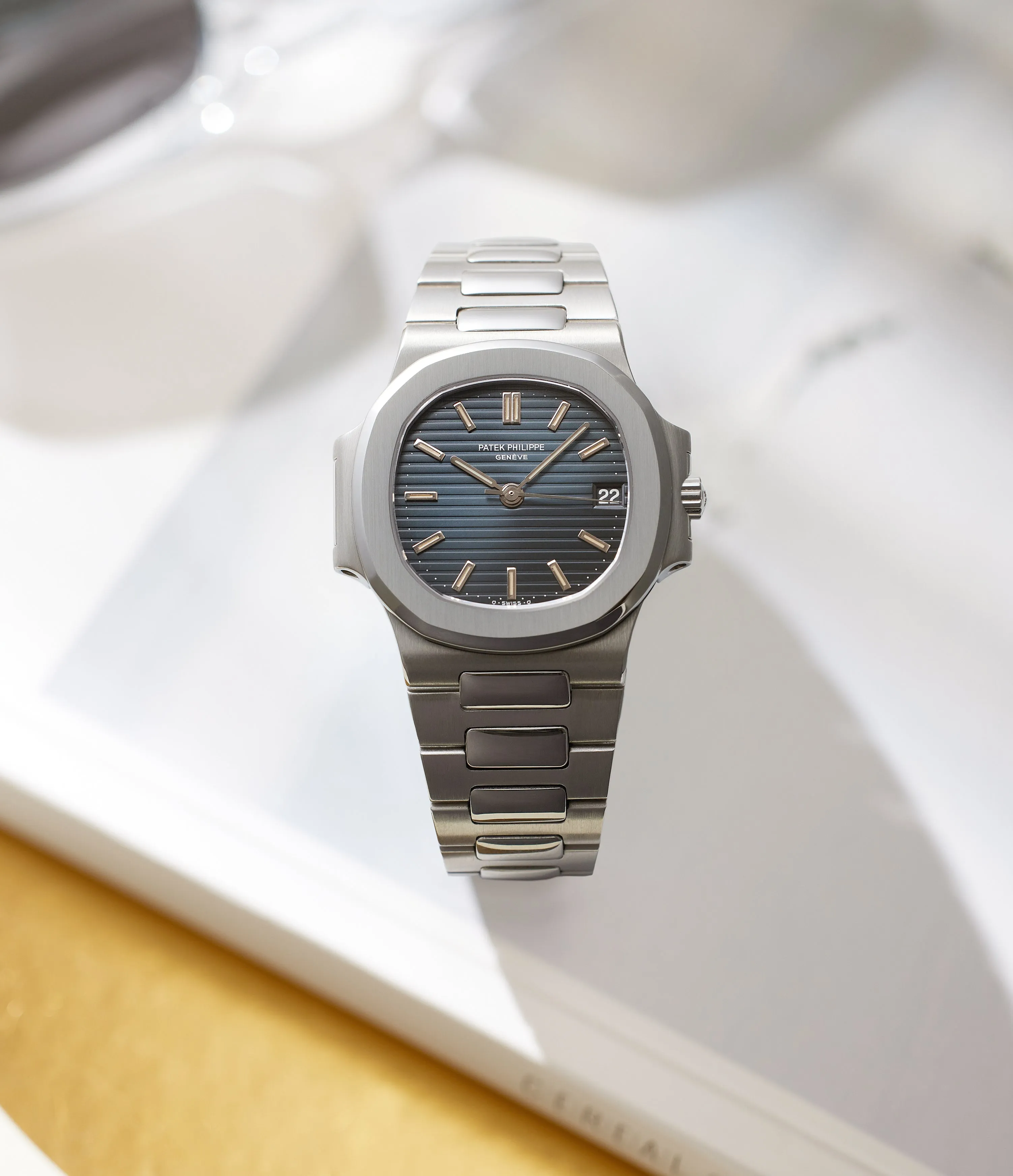 3800/1P | Nautilus | Platinum