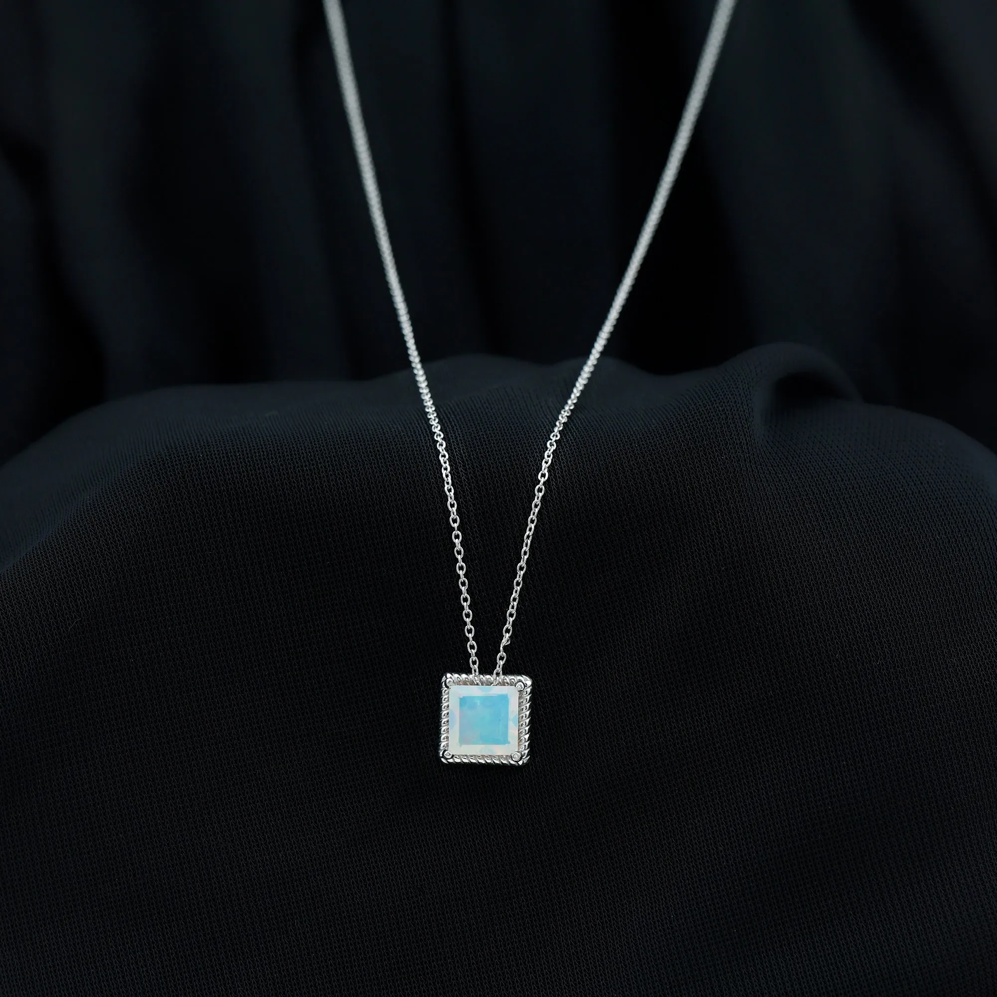 7 MM Princess Cut Ethiopian Opal Solitaire Pendant with Rope Frame Details
