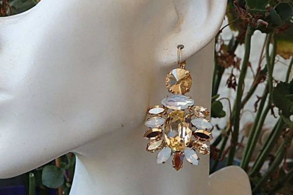 Champagne peach necklace