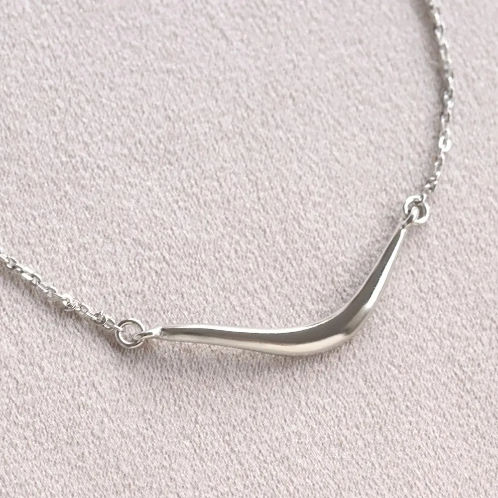 Curved Bar Slider Bracelet
