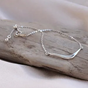 Curved Bar Slider Bracelet