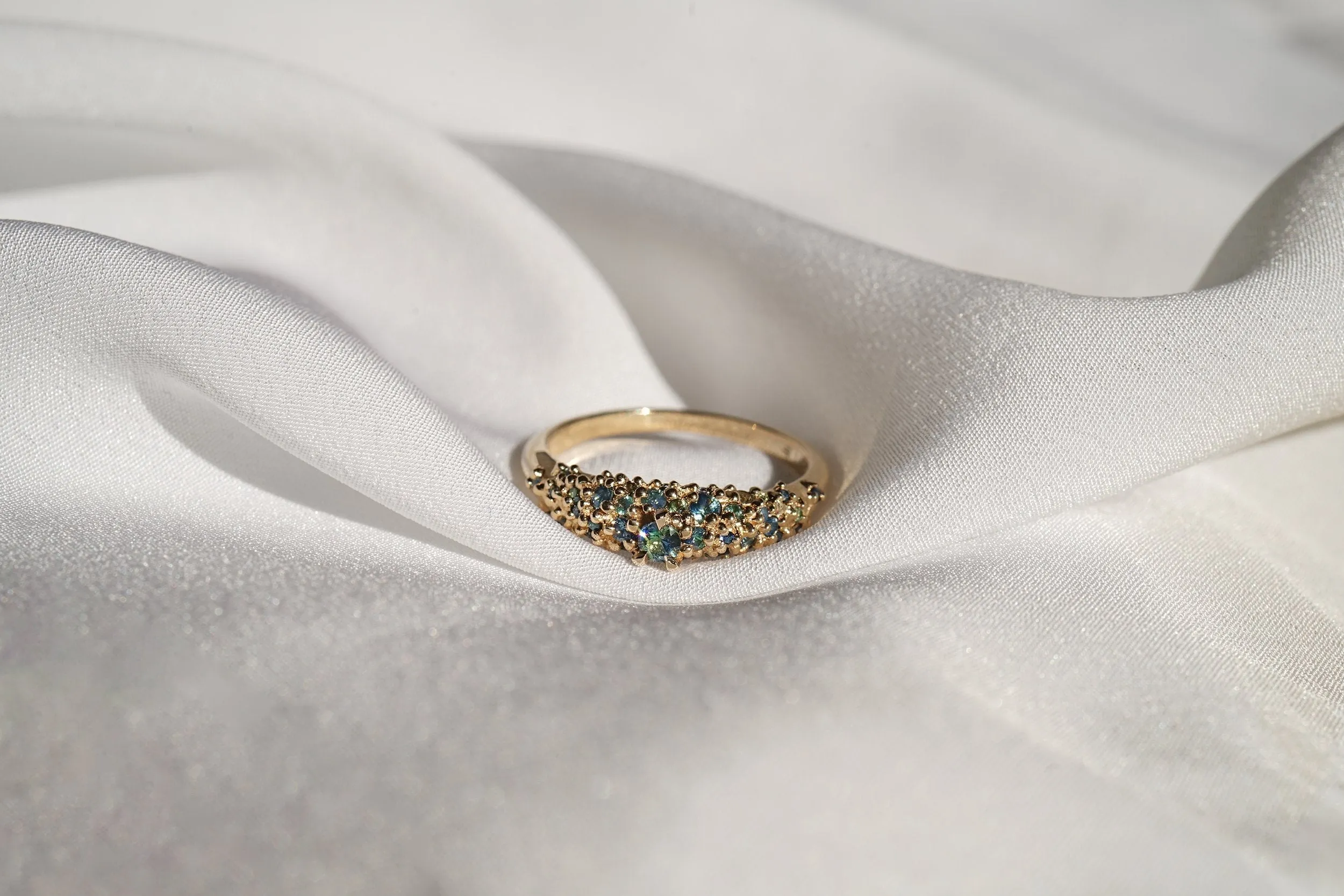 Diamond Mix Moss Signet Ring