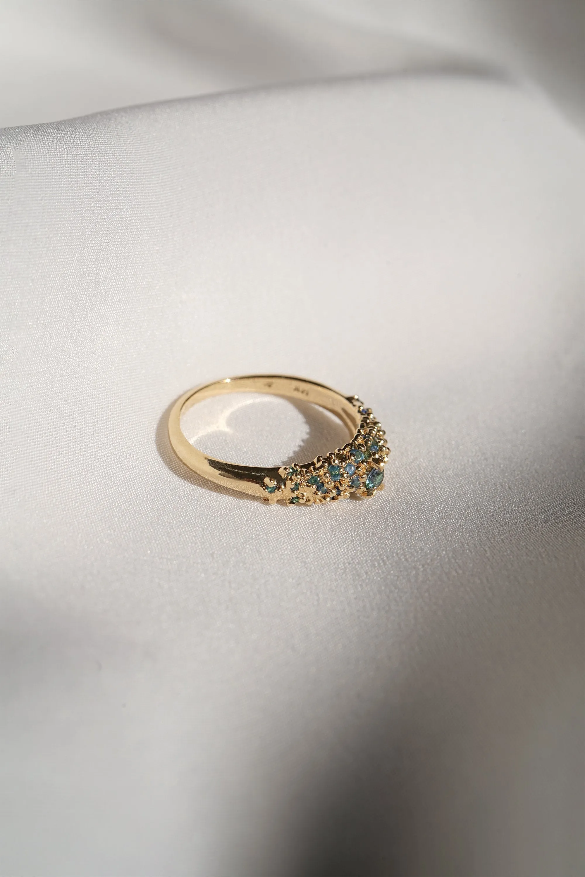 Diamond Mix Moss Signet Ring