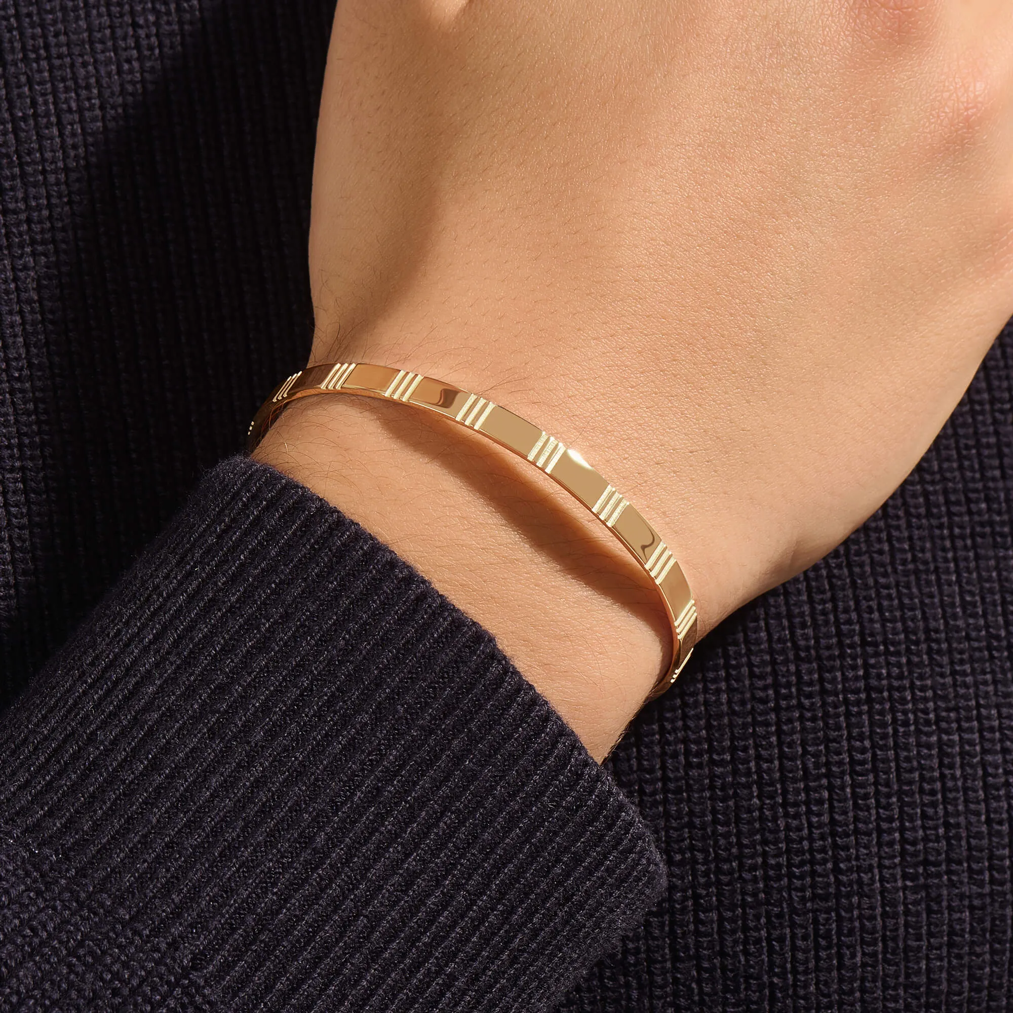 Etched Cuff in Gold