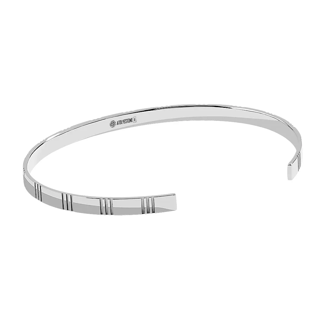 Etched Cuff in Gold