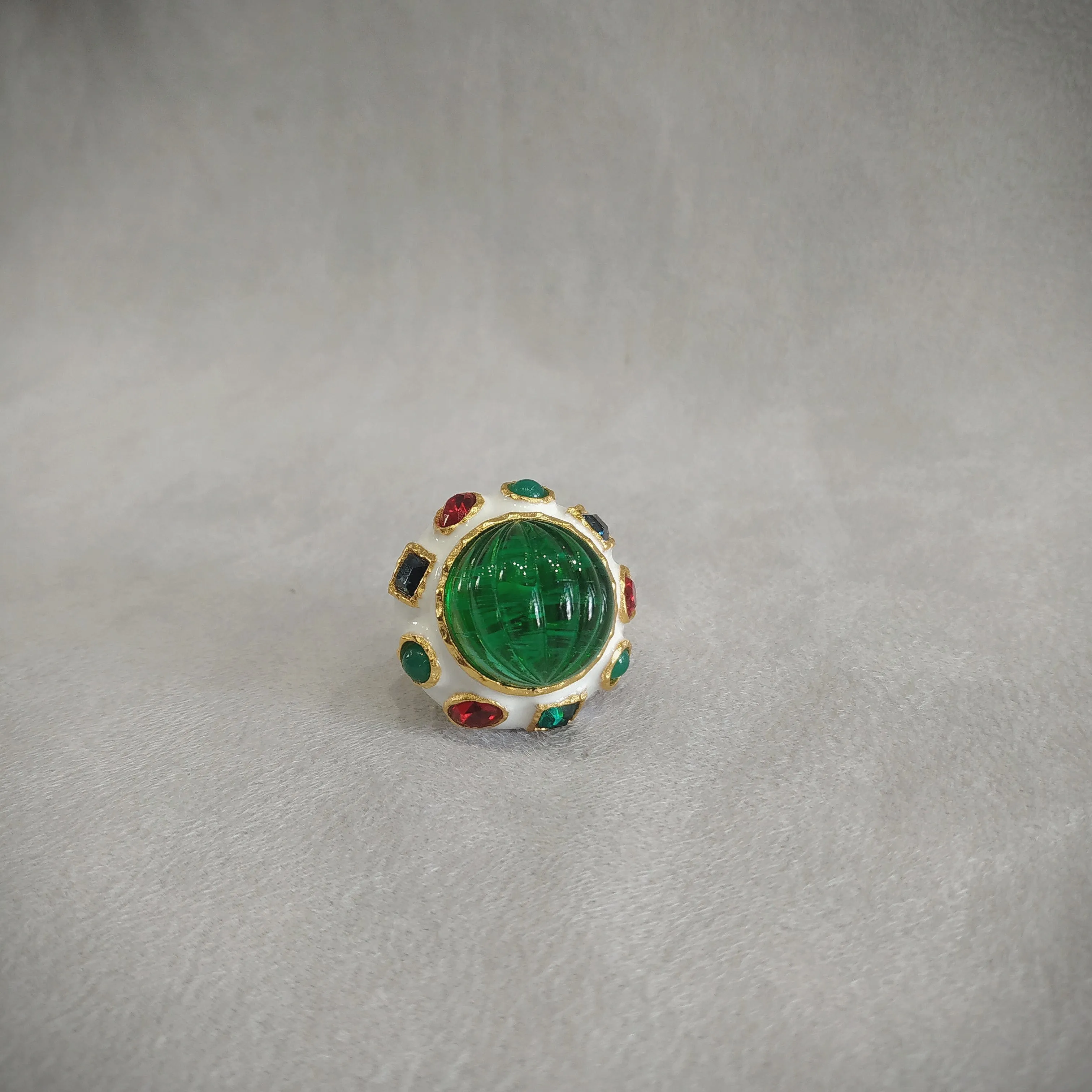 Kenneth Jay Lane Emerald Green White Enamel Jewelled Statement ring