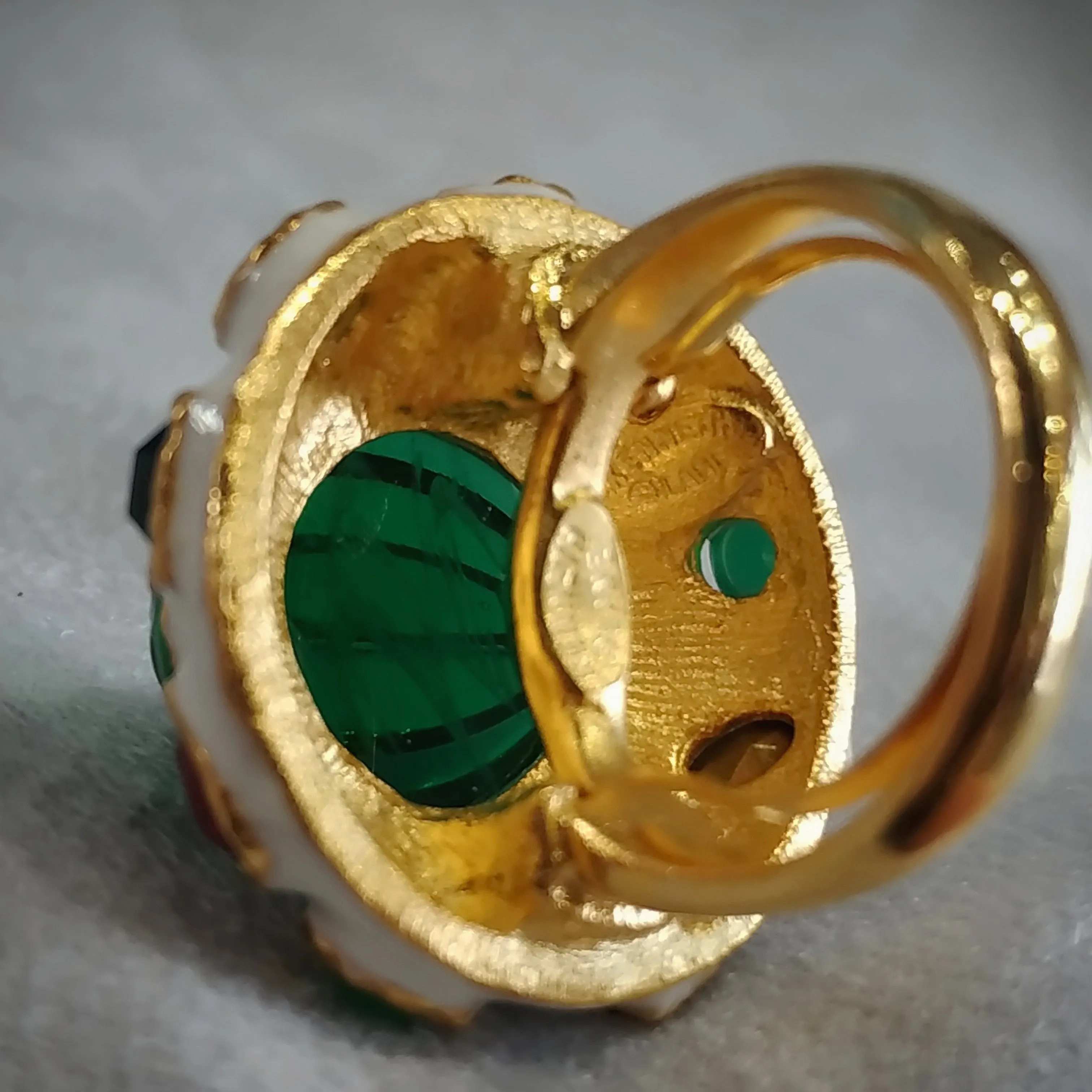 Kenneth Jay Lane Emerald Green White Enamel Jewelled Statement ring