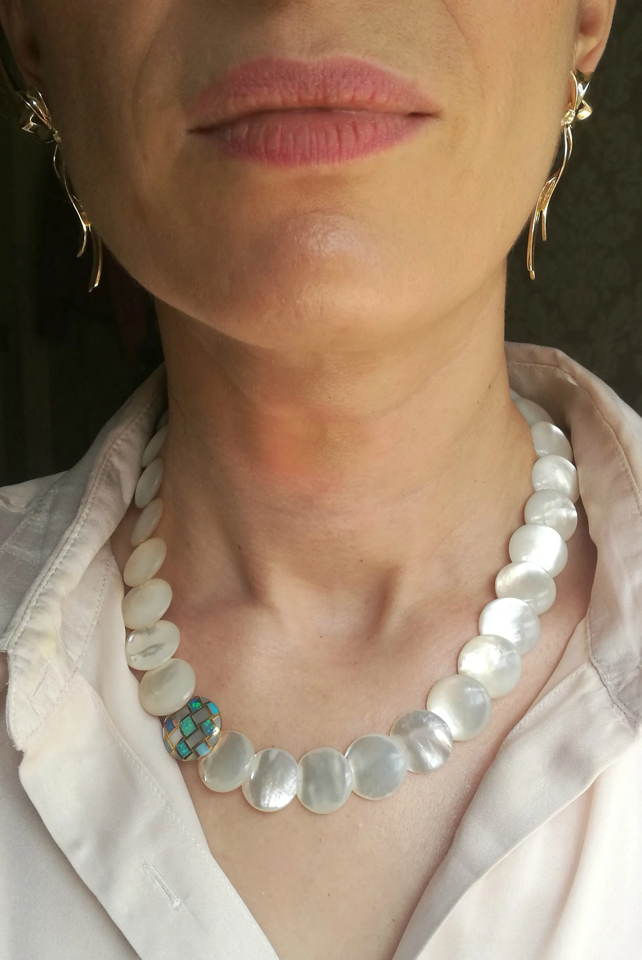 MOP 18k Gold Necklace Opal Inlay Attributed to Angela Cummings for Tiffany & Co
