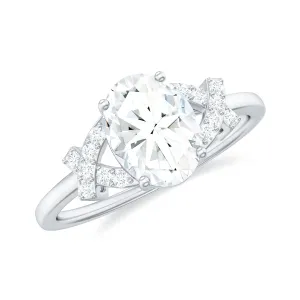 Oval Cut Moissanite Solitaire Ring in Spilt Shank