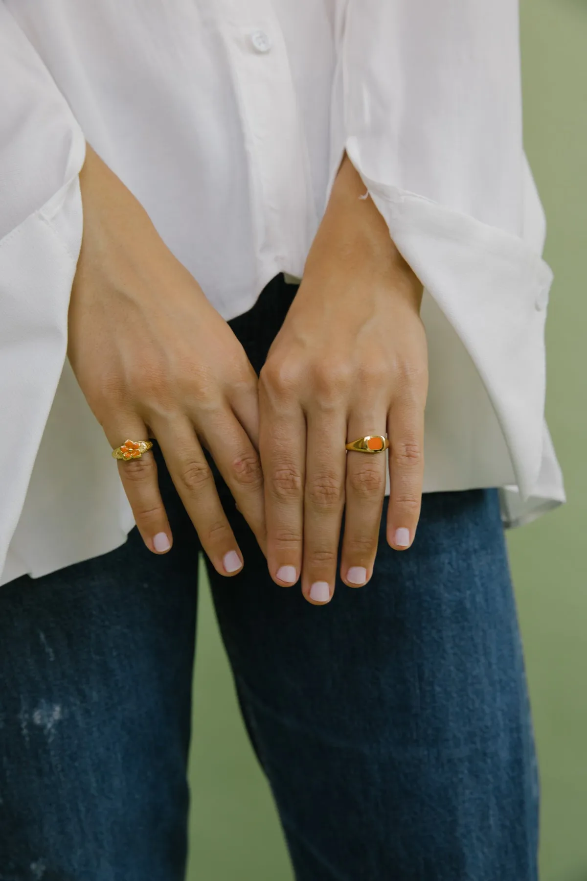 Papaya signet ring gold plated