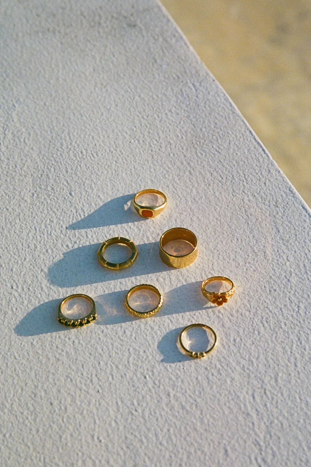 Papaya signet ring gold plated