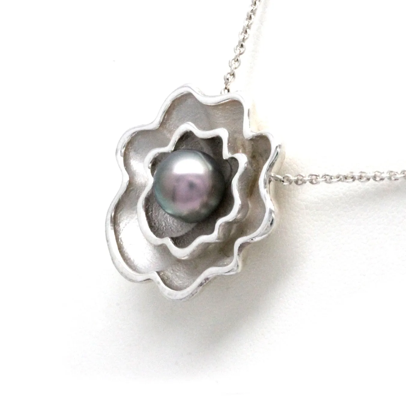 "Olanes" Silver Chain with Cortez Pearl by "Noble Sensación"