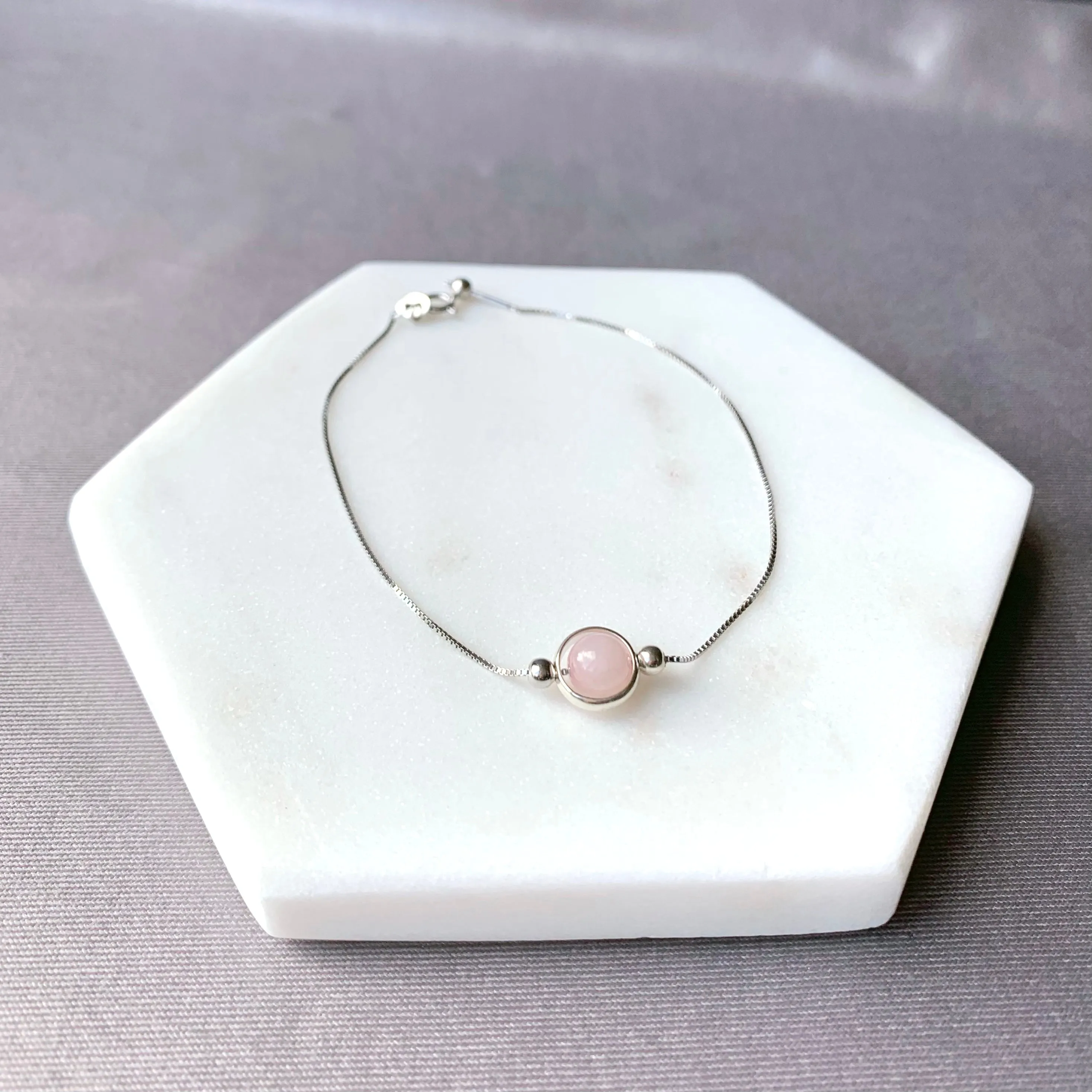 Rose Quartz Round Frame 925 Silver Bracelet (6mm)