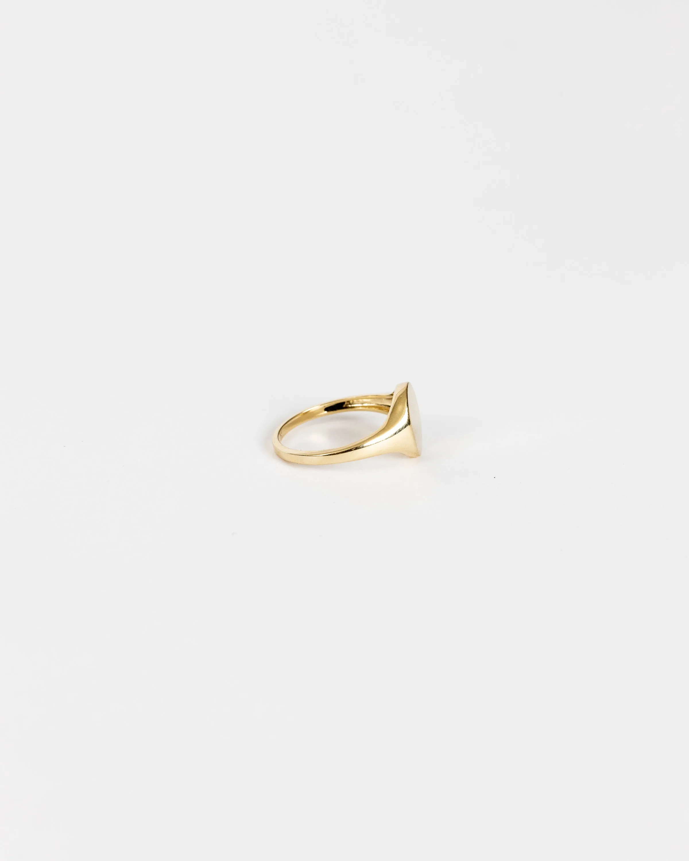 Simple Signet Ring in 14k Yellow Gold