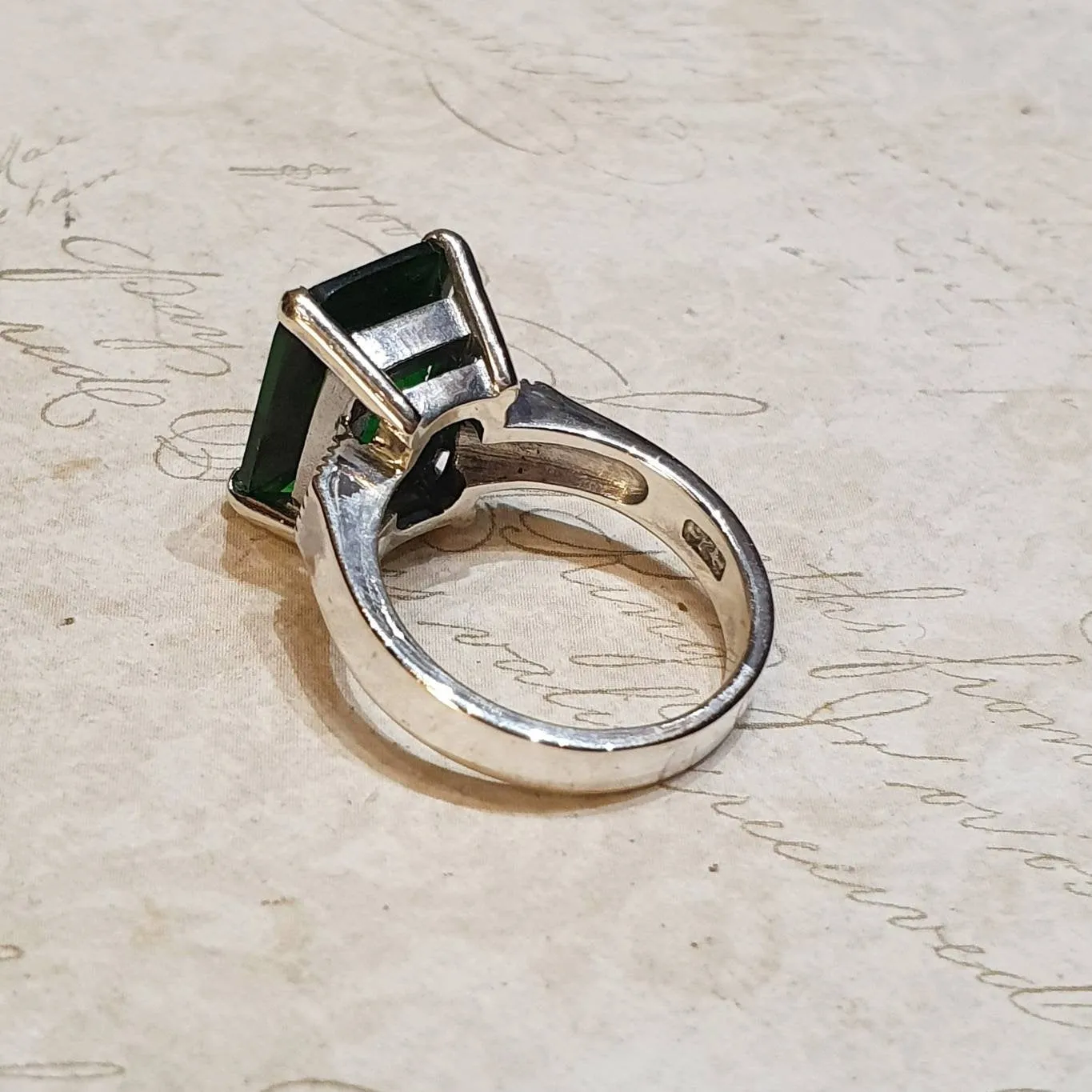The Duchess Solitaire Emerald Green Ring