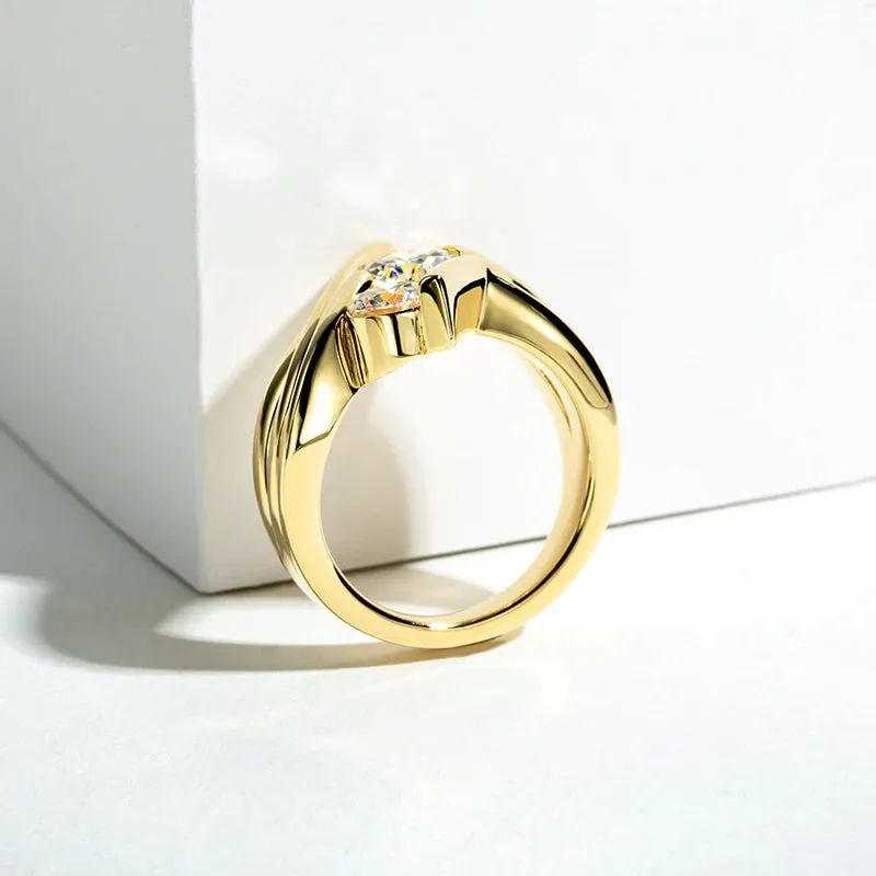 Three Stones 925 Sterling Silver 2 Carat All Moissanite Ring Woman Yellow Color Engagement Ring